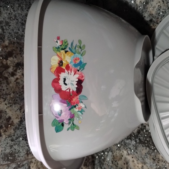 Pioneer Woman New 7 Food Storage match size lids Floral designs, 2 sponges - Picture 9 of 12